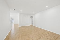 Picture of 1217 Alhambra Crest Drive, Ruskin, FL 33570