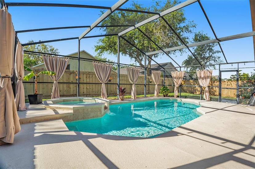 Picture of 7116 Colonial Lake Drive, Riverview FL 33578