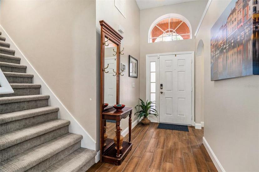 Picture of 7116 Colonial Lake Drive, Riverview FL 33578