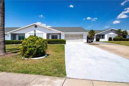 Picture of 322 Club Manor Drive, Sun City Center, FL 33573