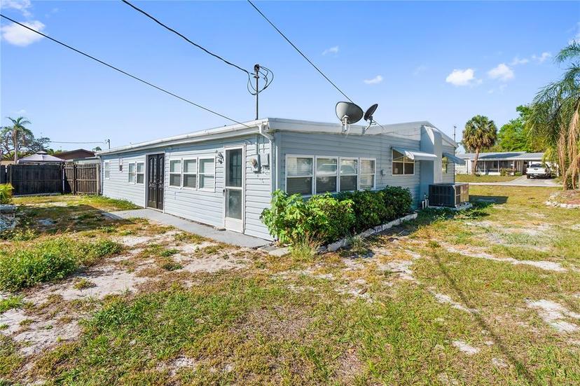 Picture of 319 Thomas Avenue, Frostproof FL 33843