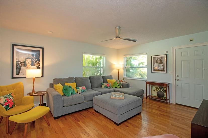 Picture of 4038 2Nd Avenue N, St Petersburg FL 33713