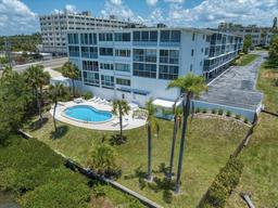 Picture of 50 Harbor View Lane Unit 21, Belleair Bluffs, FL 33770