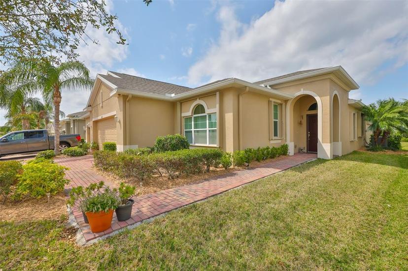 Picture of 807 Chipper Drive, Sun City Center FL 33573