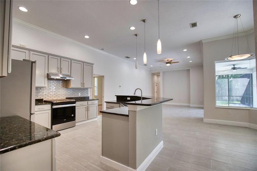 Picture of 271 Petrel Trail, Bradenton FL 34212