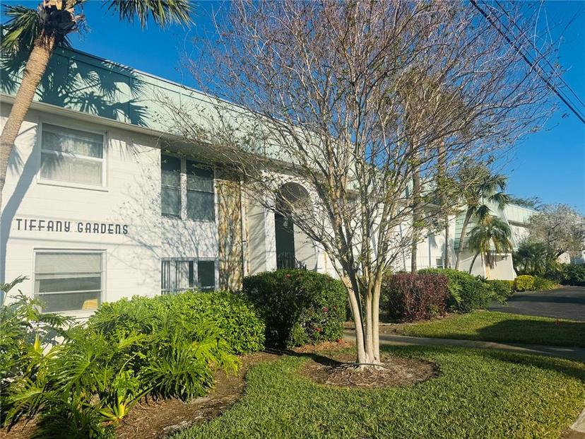 Picture of 3100 Hartford Street N Unit 221, St Petersburg FL 33713