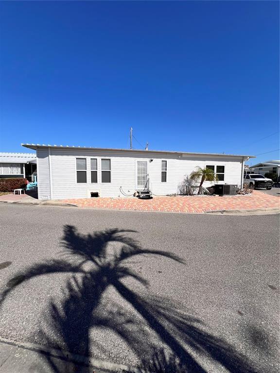 Picture of 143 S Port Drive, Venice FL 34285