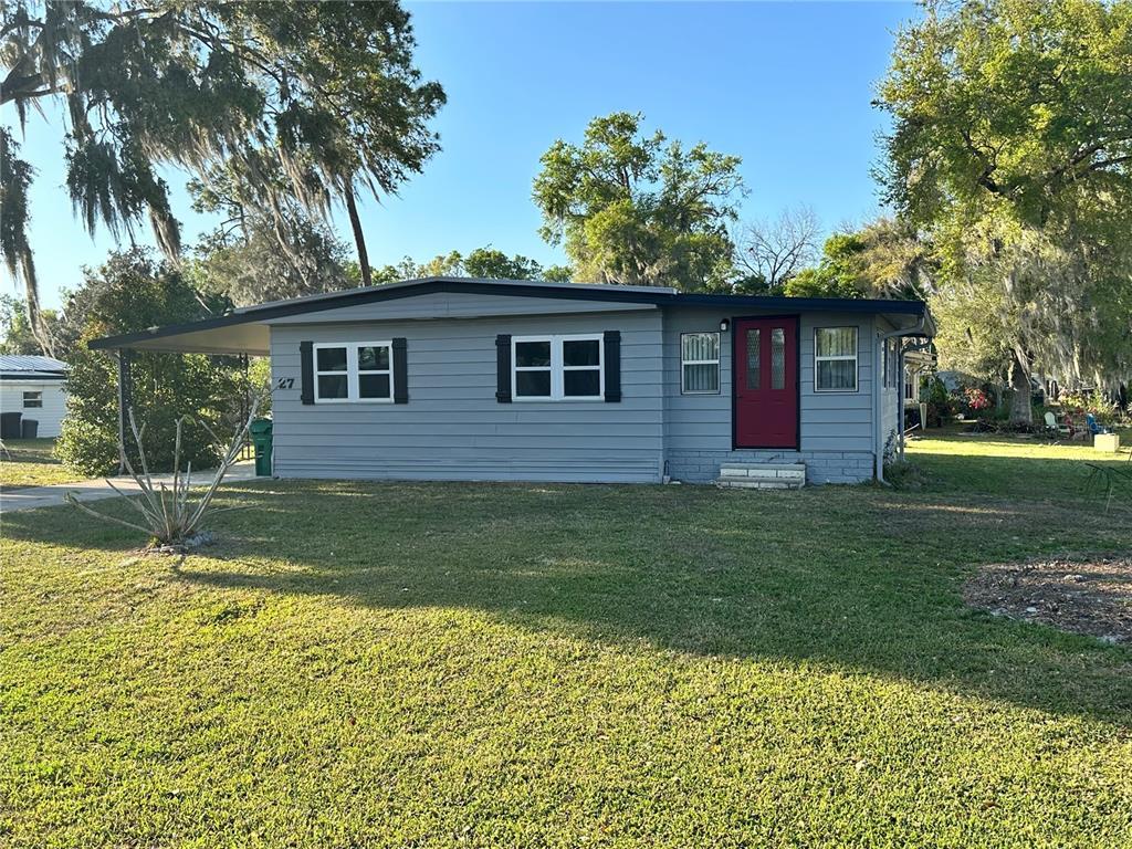 Picture of 27 S Bobwhite Road, Wildwood, FL 34785