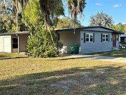 Picture of 27 S Bobwhite Road, Wildwood, FL 34785