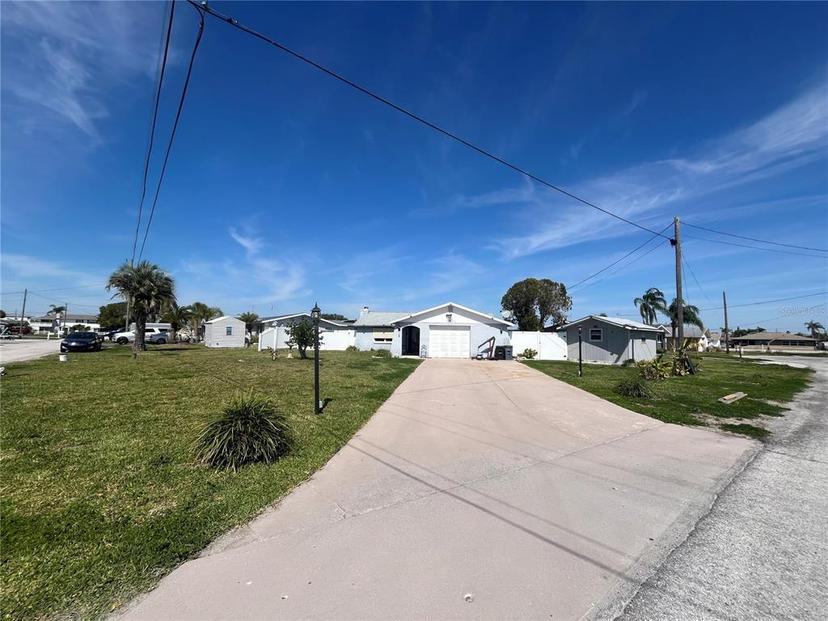 Picture of 13630 Lagoon Drive, Hudson FL 34667