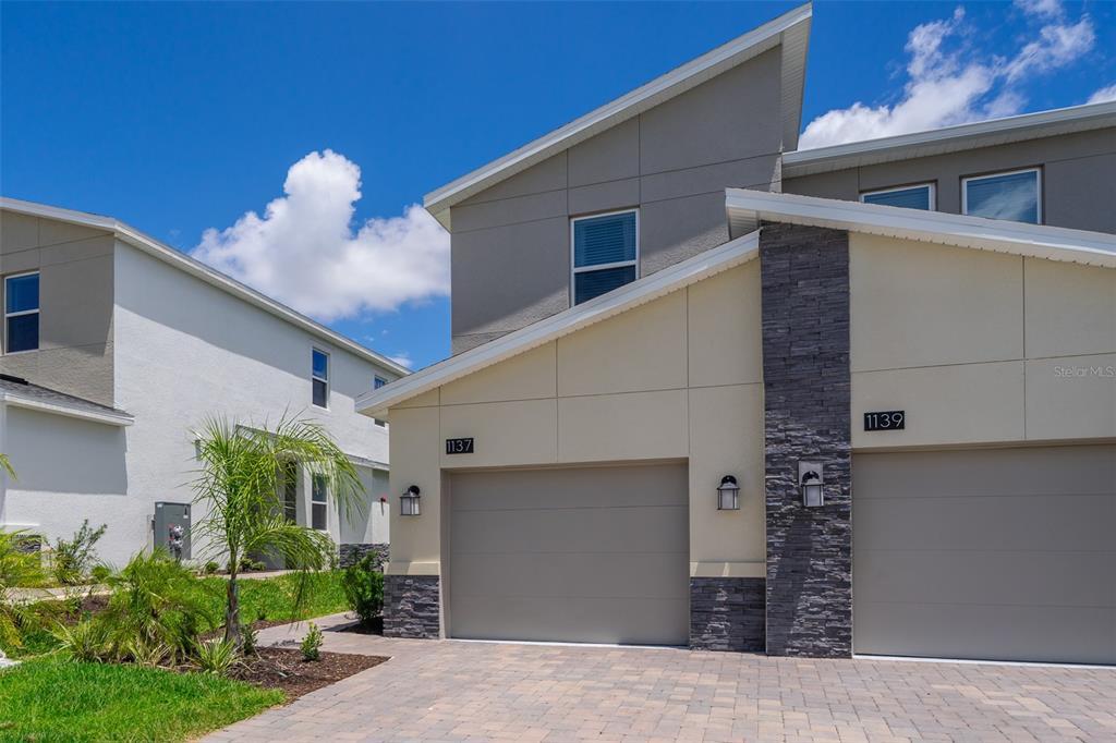 Picture of 1137 Drop Lane Unit 1137, Davenport, FL 33896