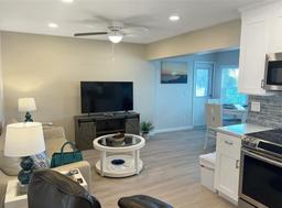 Picture of 2405 N Beach Road Unit 10, Englewood, FL 34223