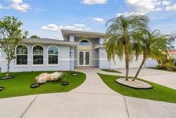 Picture of 11220 7Th Street E, Treasure Island, FL 33706