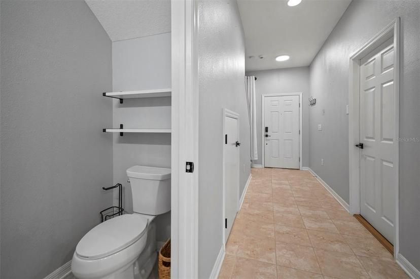 Picture of 7047 Towne Lake Road, Riverview FL 33578