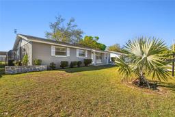 Picture of 6712 Runningwoods Drive, Tampa, FL 33634