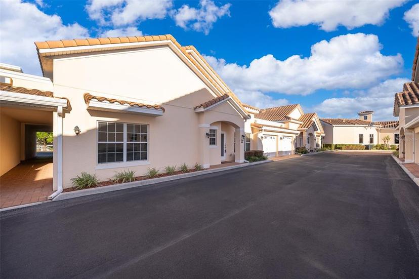 Picture of 204 David Walker Drive Unit A-4, Tavares FL 32778