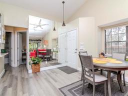 Picture of 5100 Burchette Road Unit 500, Tampa, FL 33647