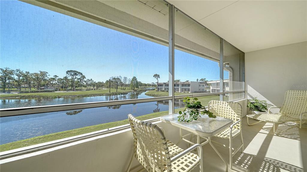 Picture of 7231 W Country Club Drive N Unit 231, Sarasota, FL 34243