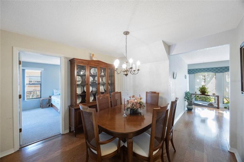 Picture of 5938 Oakhurst Drive, Seminole FL 33772