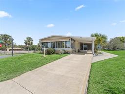 Picture of 802 Weeping Willow Avenue, The Villages, FL 32159