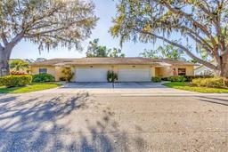 Picture of 4058 Oakhurst Drive Unit 3174, Sarasota, FL 34233