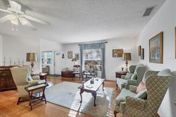 Picture of 4058 Oakhurst Drive Unit 3174, Sarasota, FL 34233