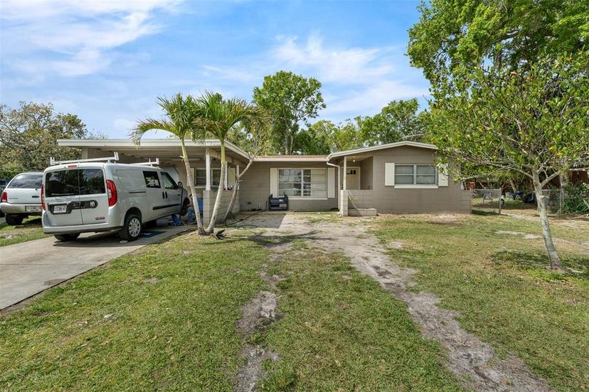 Picture of 941 Grey Oak Court, Orlando FL 32809