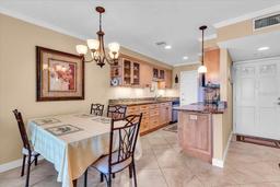 Picture of 200 The Esplanade N Unit B3, Venice, FL 34285