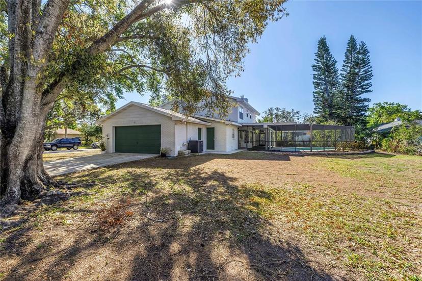 Picture of 13982 Whisperwood Drive, Clearwater FL 33762