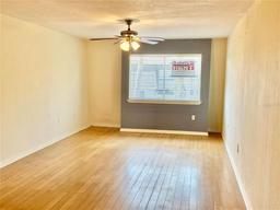 Picture of 1916 Conway Road Unit 11, Orlando, FL 32812