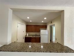 Picture of 1916 Conway Road Unit 11, Orlando, FL 32812