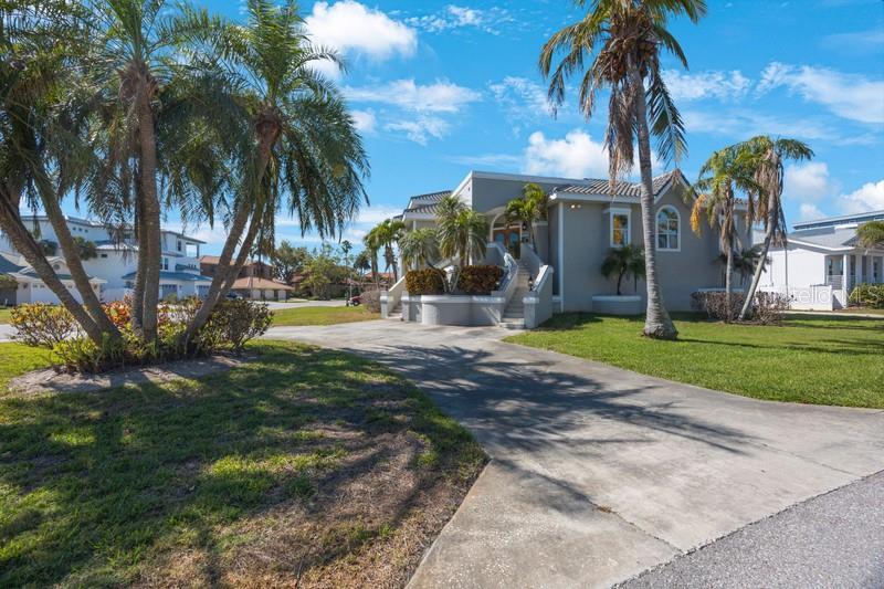 Picture of 816 Ponce De Leon Drive, Tierra Verde FL 33715