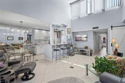 Picture of 1555 Tarpon Center Drive Unit 255, Venice, FL 34285