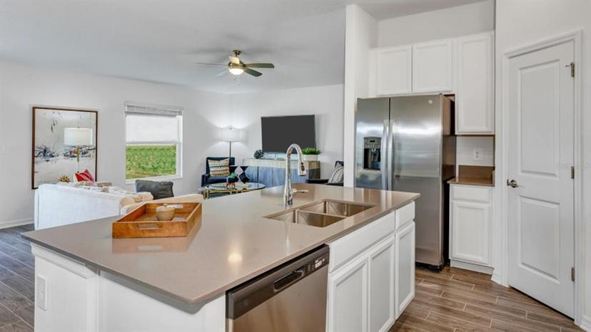 Picture of 945 Laurel View Way, Groveland FL 34736