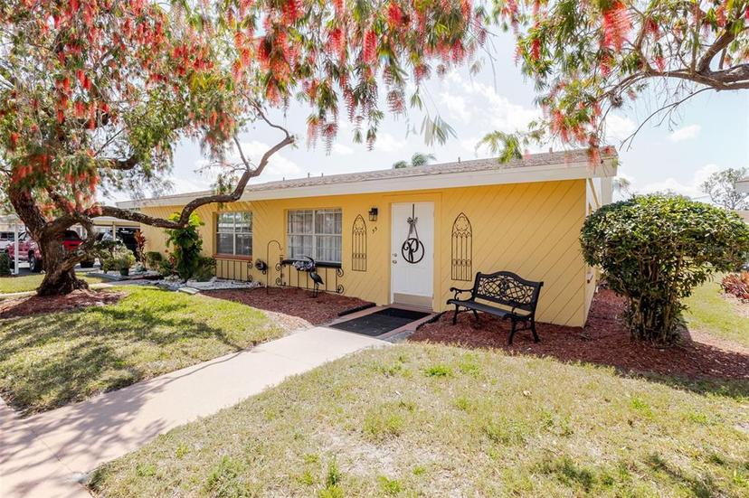 Picture of 401 Dorchester Place Unit 55, Sun City Center FL 33573