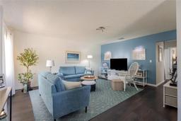 Picture of 401 Dorchester Place Unit 55, Sun City Center, FL 33573