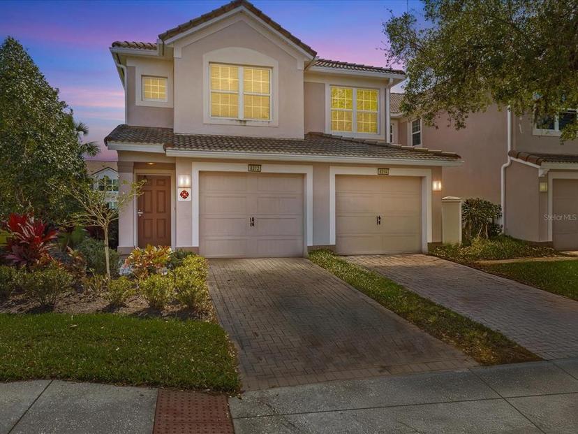 Picture of 8312 Fontera Drive, Davenport FL 33896