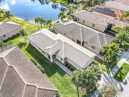Picture of 4949 Sandy Glen Way, Wimauma, FL 33598