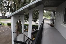 Picture of 220 N Idlewood Avenue Unit 203, Bartow, FL 33830