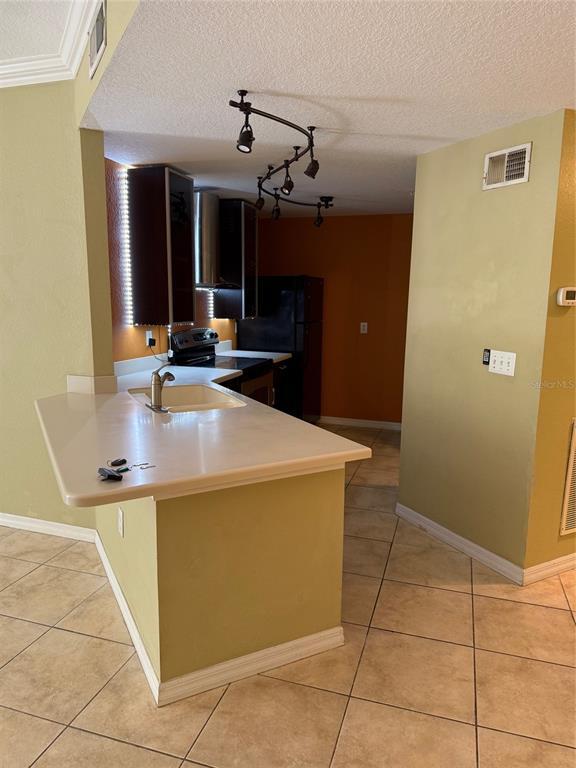 Picture of 5691 Bentgrass Drive Unit 15-102, Sarasota FL 34235
