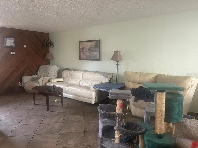 Picture of 965 Whitman Drive, Sarasota FL 34243