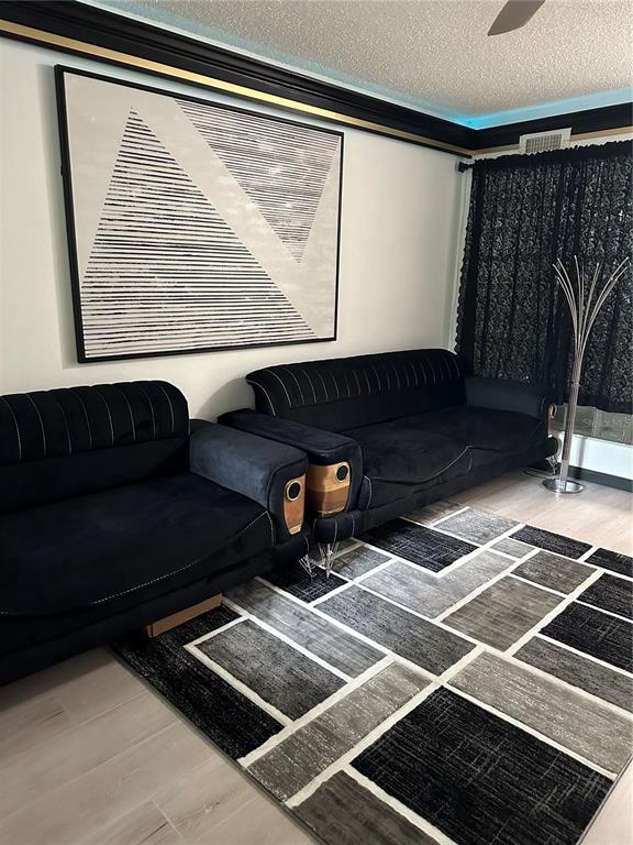 Picture of 20861 Haulover Cove Unit 5, Lutz FL 33558