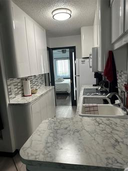 Picture of 20861 Haulover Cove Unit 5, Lutz, FL 33558