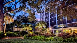 Picture of 512 W Venice Avenue Unit 102, Venice, FL 34285