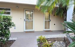 Picture of 512 W Venice Avenue Unit 102, Venice, FL 34285