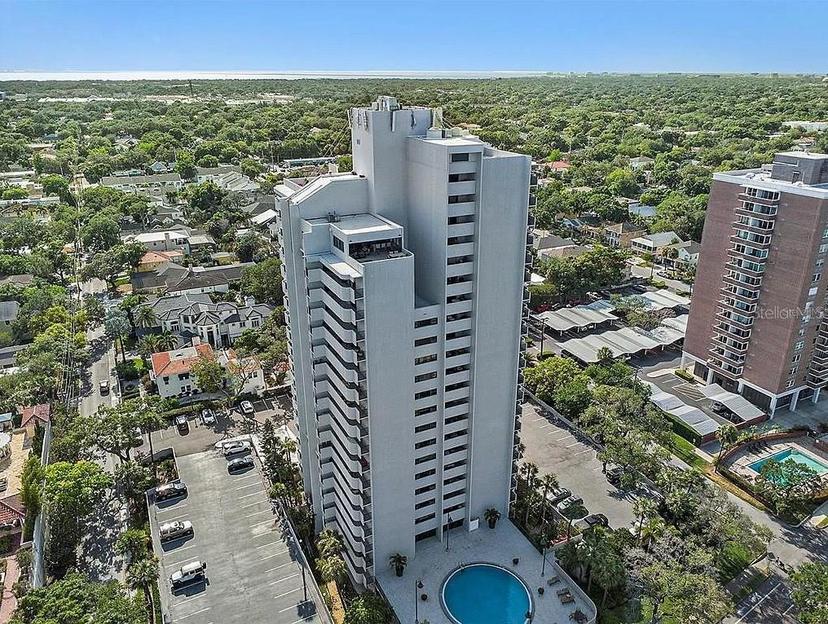 Picture of 4141 Bayshore Boulevard Unit 1105, Tampa FL 33611