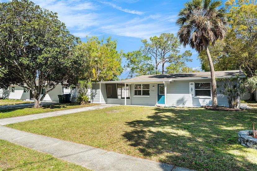Picture of 4421 W Iowa Avenue, Tampa FL 33616