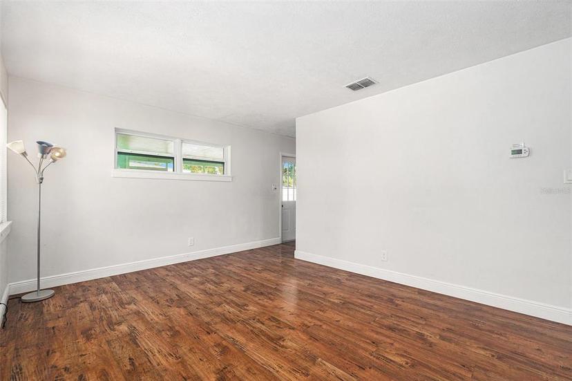 Picture of 4421 W Iowa Avenue, Tampa FL 33616