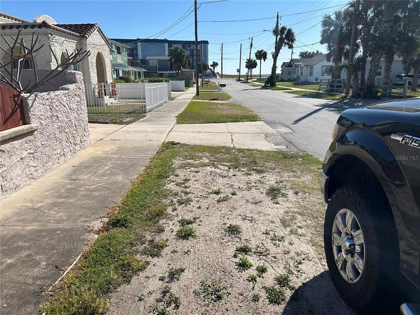 Picture of 529 Hillside Avenue Nw, Daytona Beach FL 32118