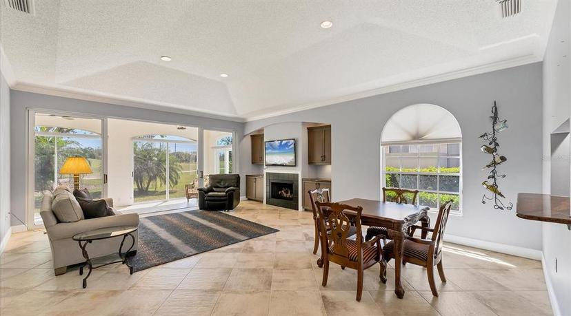 Picture of 3356 Hadfield Greene Unit 30, Sarasota FL 34235